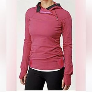 LULULEMON ATHLETICA Hot Pink FUZZY FLEECE PULL-OVER/ Hoodie size 4-6 SMALL